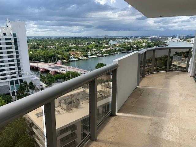 Small Image of 6039 COLLINS AVE #1737, Miami Beach Number 18