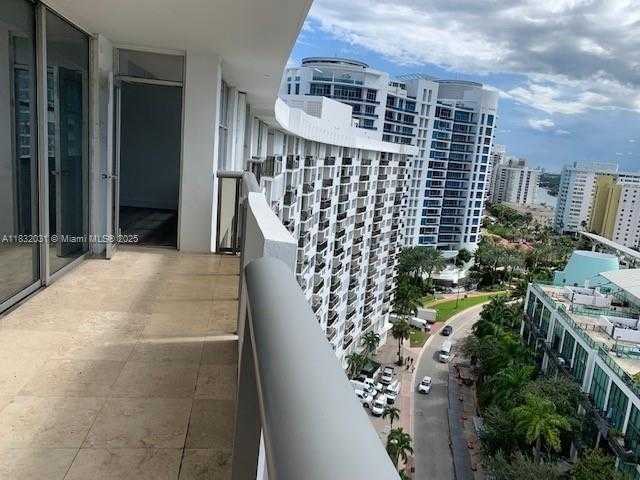 Small Image of 6039 COLLINS AVE #1737, Miami Beach Number 20