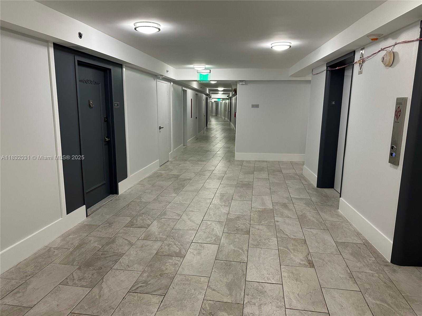 Small Image of 6039 COLLINS AVE #1737, Miami Beach Number 41