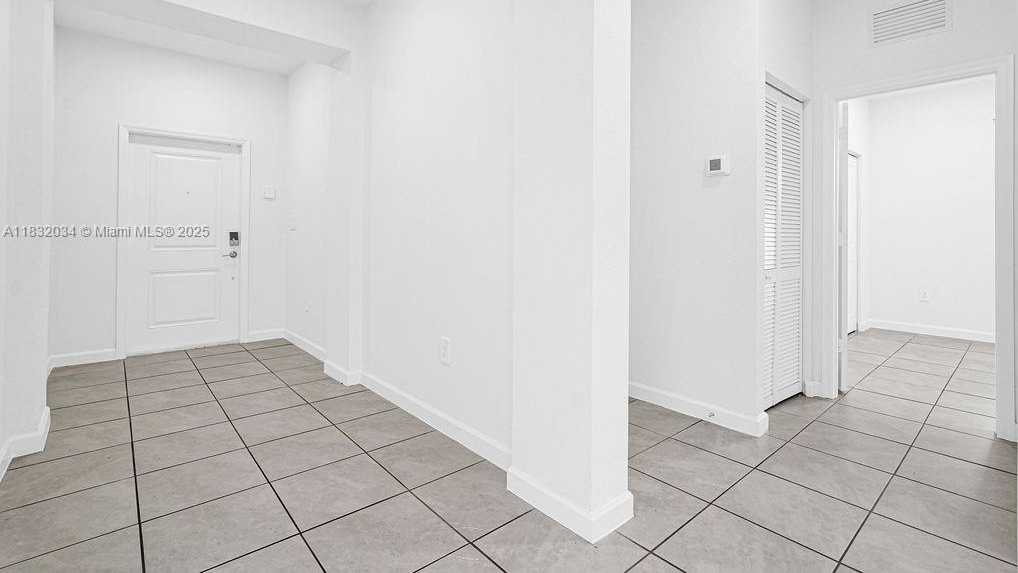 Small Image of 12735 SOUTH WEST 211TH ST #Main, Miami Number 43