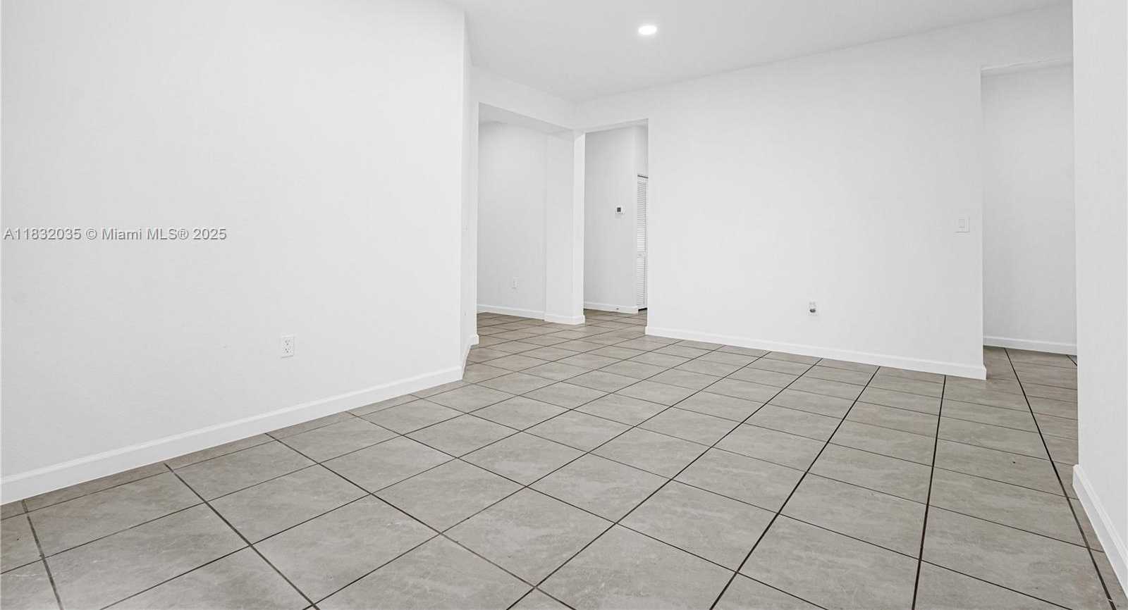 Small Image of 12735 SOUTH WEST 211TH ST #12735, Miami Number 42
