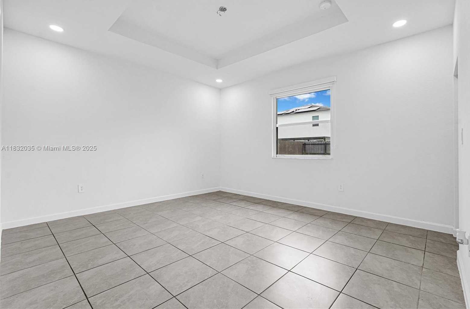 Small Image of 12735 SOUTH WEST 211TH ST #12735, Miami Number 9