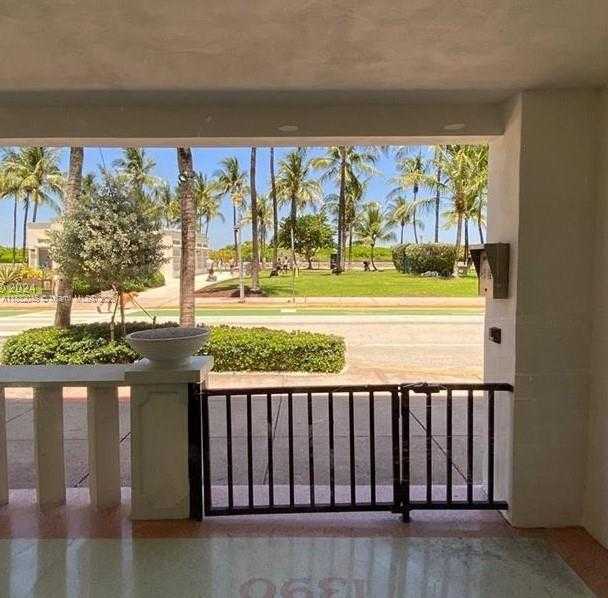 Small Image of 1390 OCEAN DR #502, Miami Beach Number 19