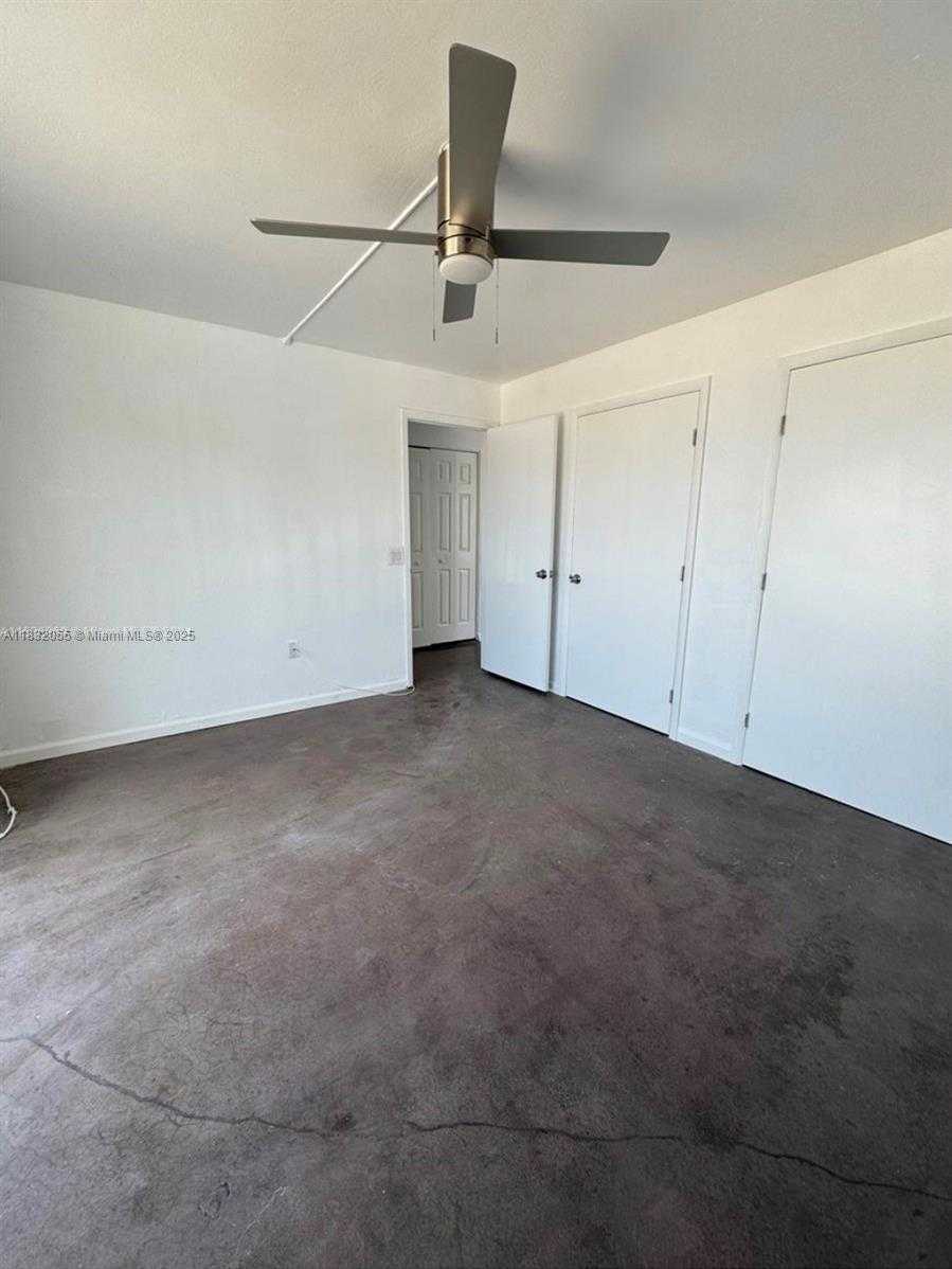 Small Image of 7904 WEST DR #101, North Bay Village Number 11