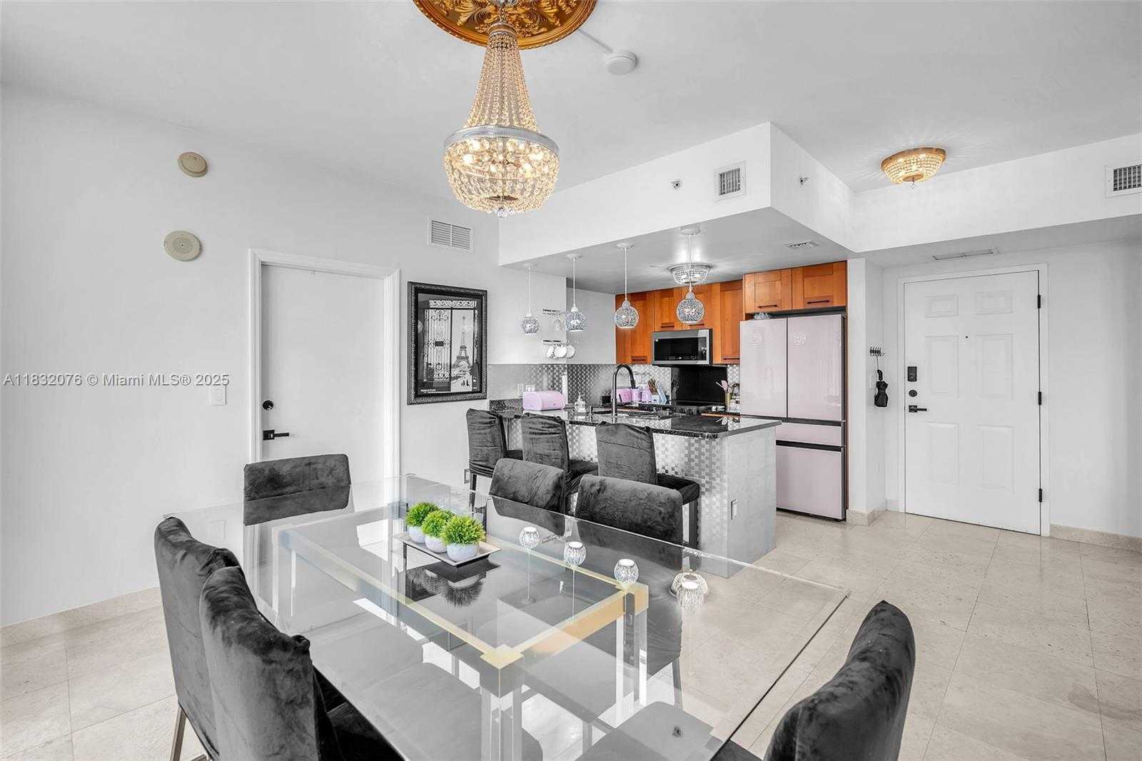 Small Image of 4100 SALZEDO ST #519, Coral Gables Number 16