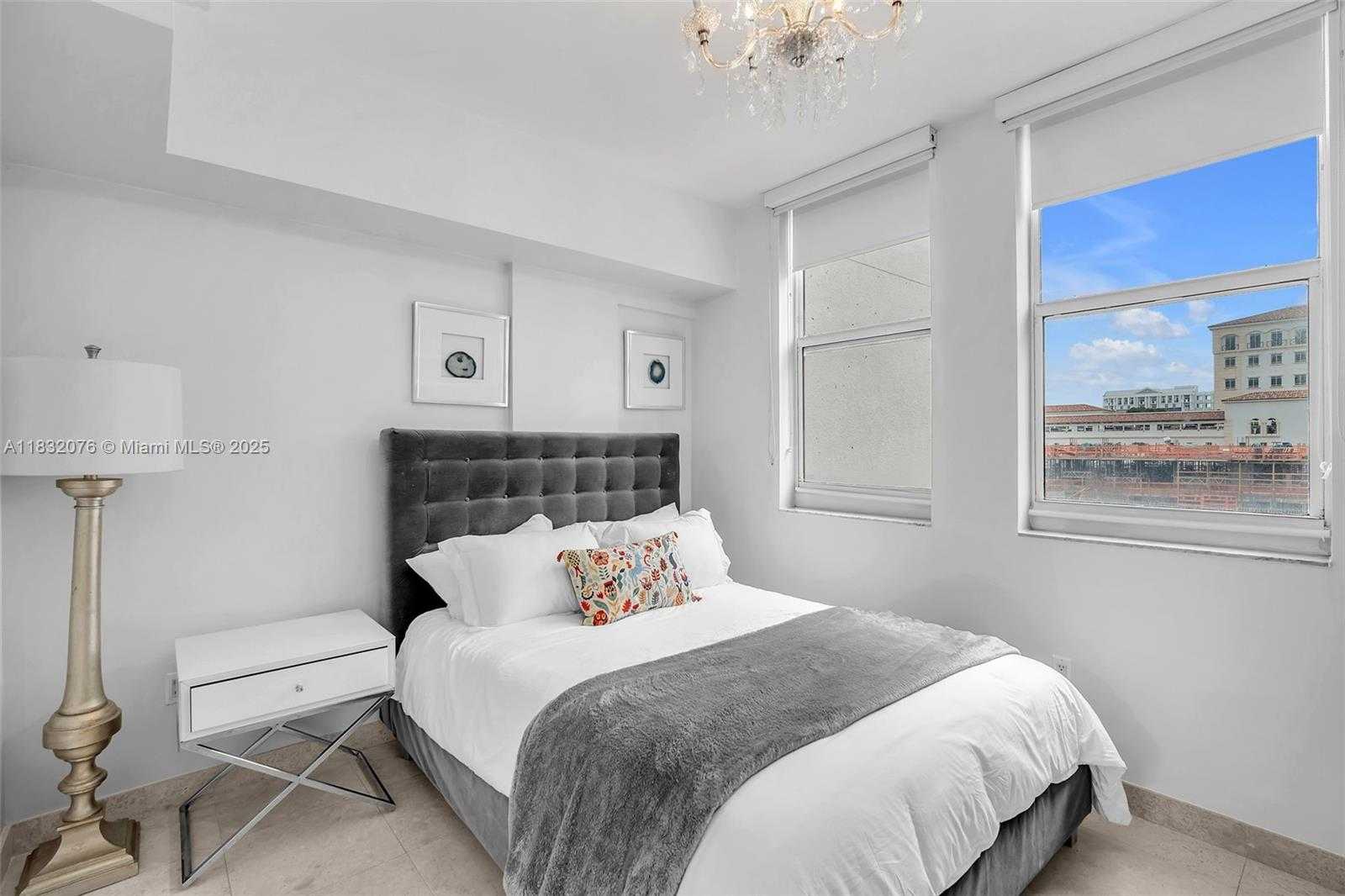 Small Image of 4100 SALZEDO ST #519, Coral Gables Number 23