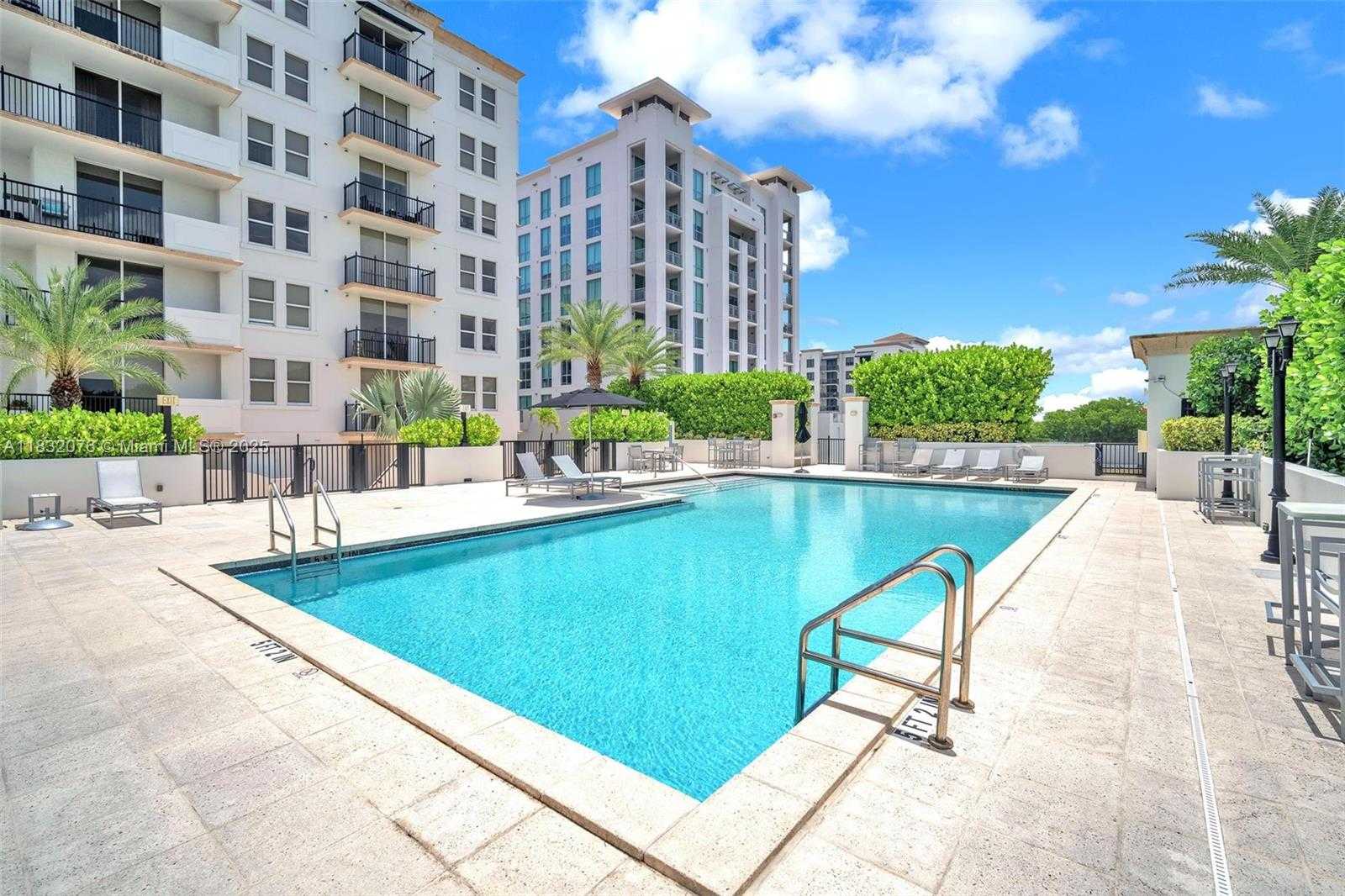 Small Image of 4100 SALZEDO ST #519, Coral Gables Number 39