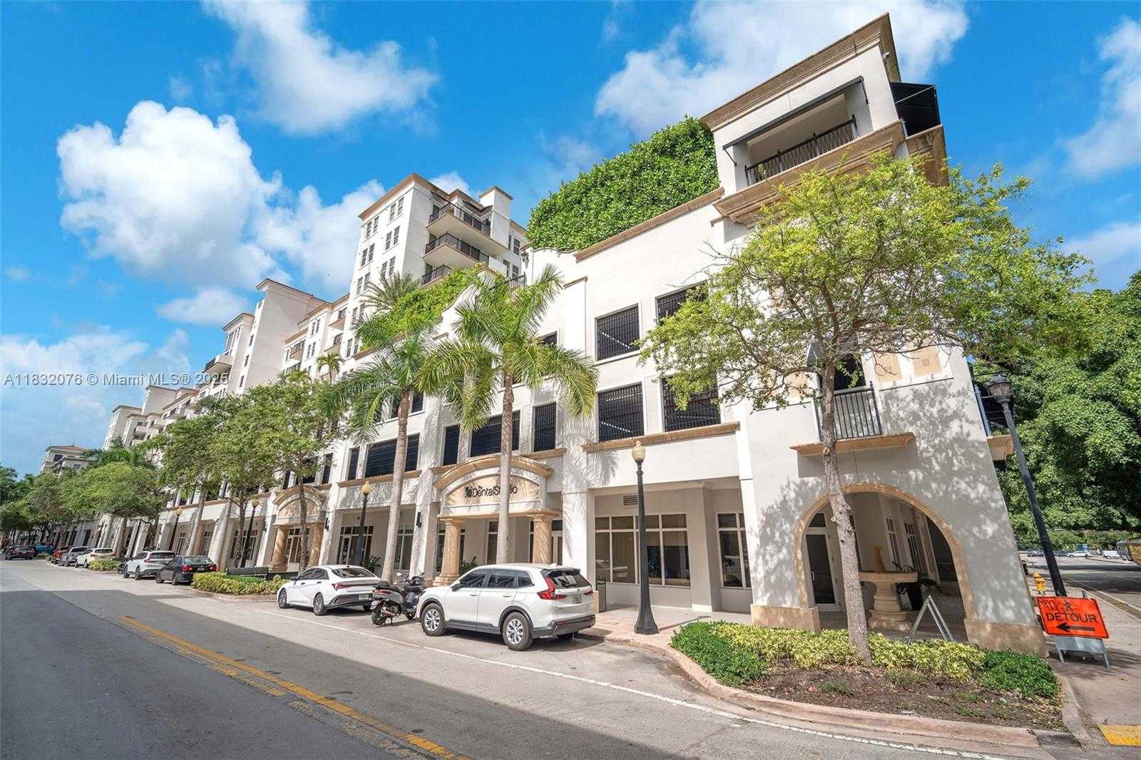 Small Image of 4100 SALZEDO ST #519, Coral Gables Number 44