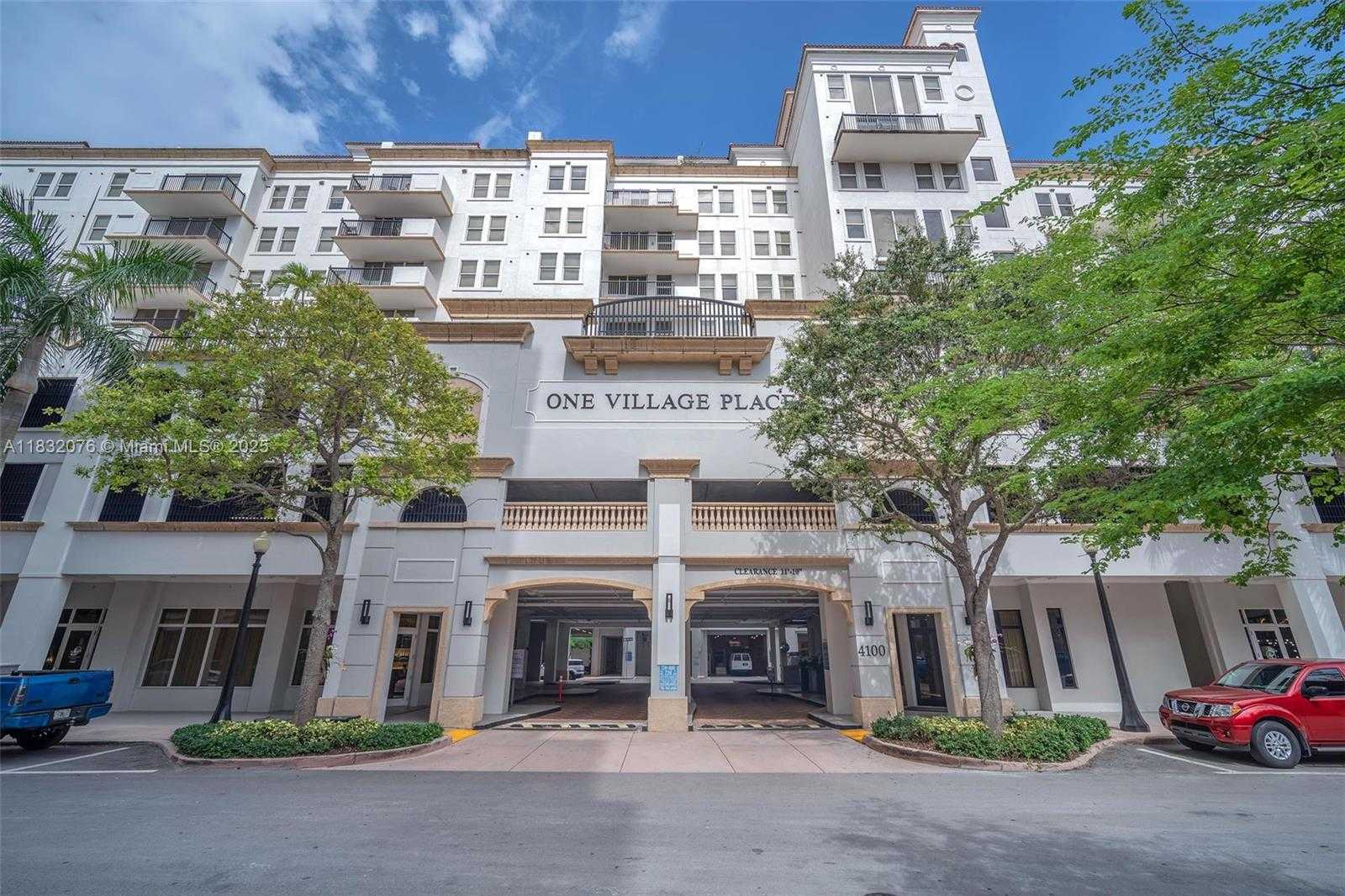 Small Image of 4100 SALZEDO ST #519, Coral Gables Number 46