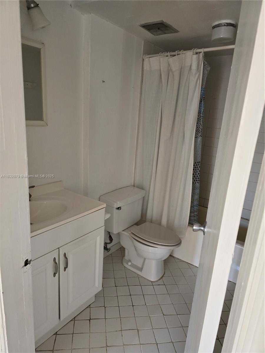Small Image of 3545 NORTH EAST 167TH ST #304, North Miami Beach Number 16