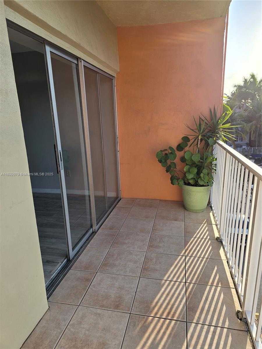 Small Image of 3545 NORTH EAST 167TH ST #304, North Miami Beach Number 2