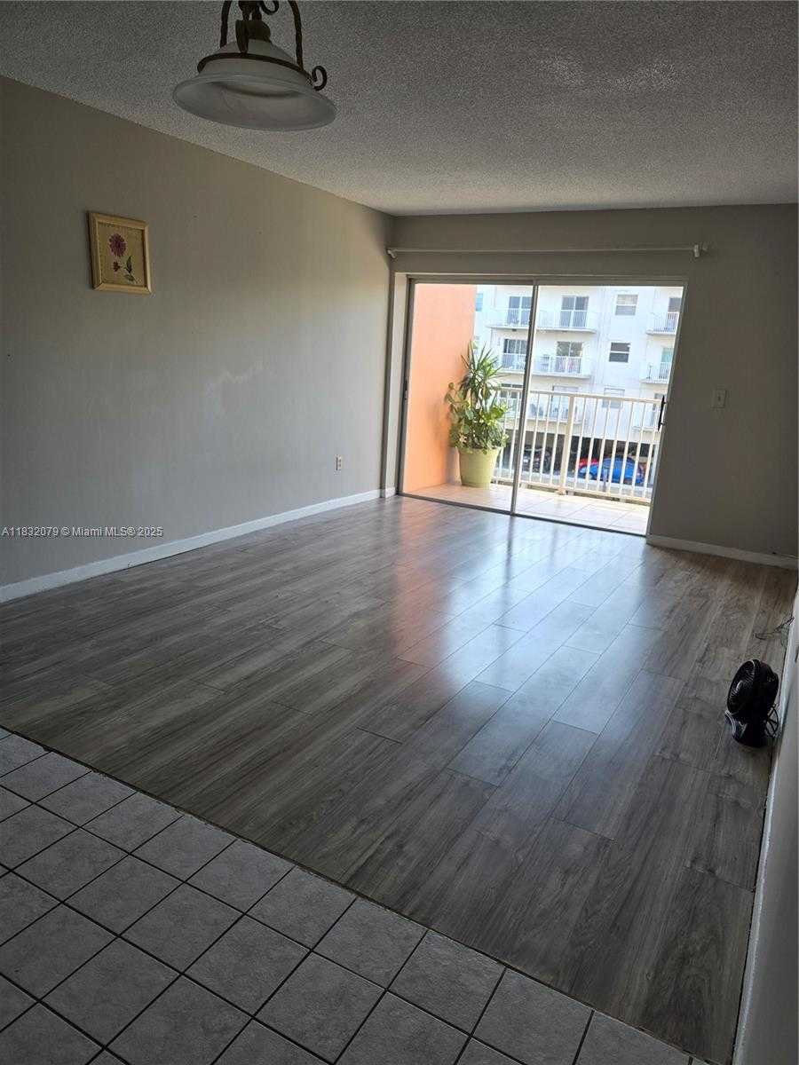 Small Image of 3545 NORTH EAST 167TH ST #304, North Miami Beach Number 6