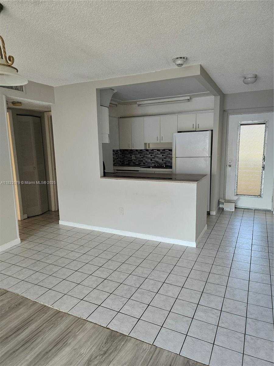 Small Image of 3545 NORTH EAST 167TH ST #304, North Miami Beach Number 8