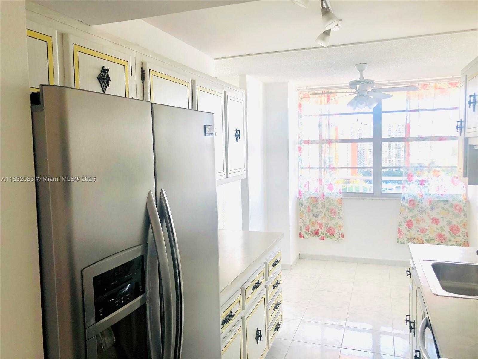 Small Image of 250 174TH ST #1703, Sunny Isles Beach Number 17