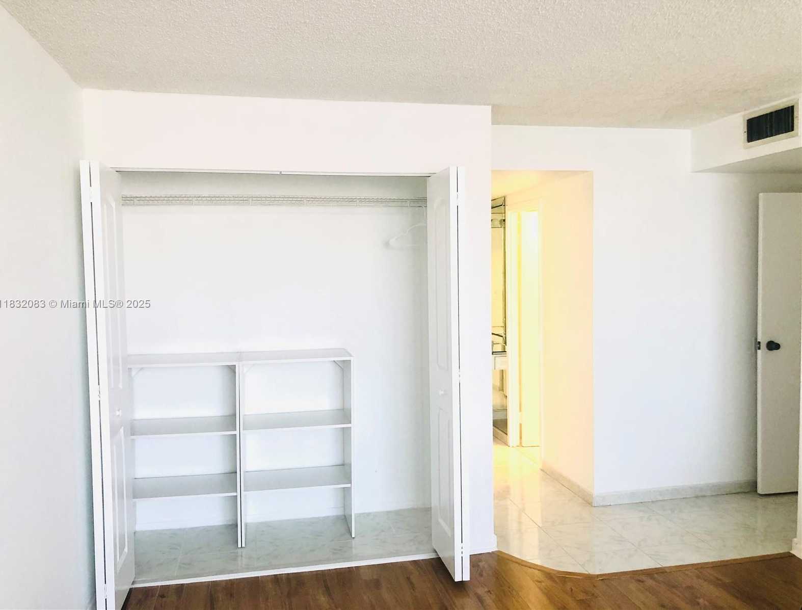 Small Image of 250 174TH ST #1703, Sunny Isles Beach Number 27