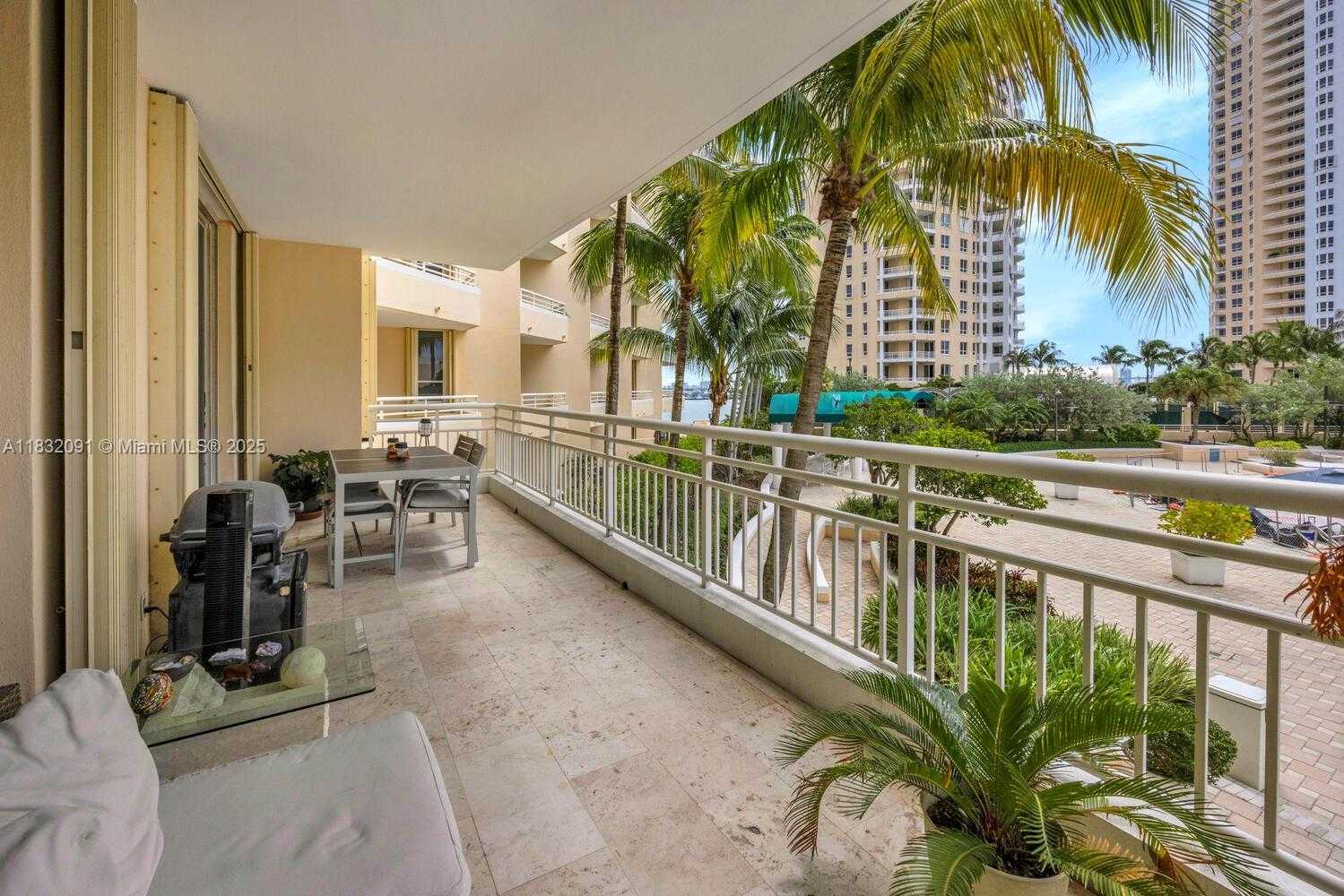 Small Image of 888 BRICKELL KEY DR #607, Miami Number 23
