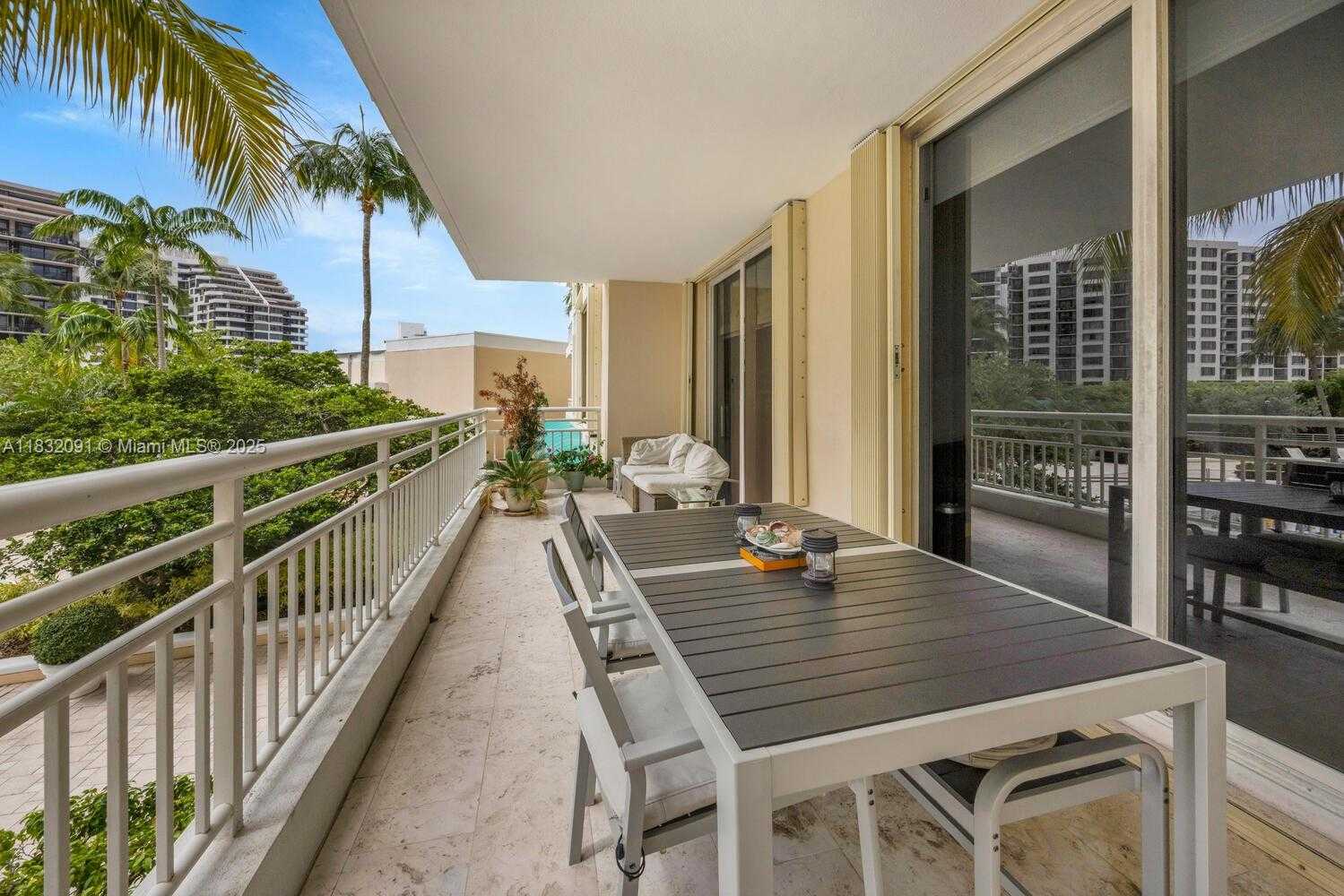 Small Image of 888 BRICKELL KEY DR #607, Miami Number 24