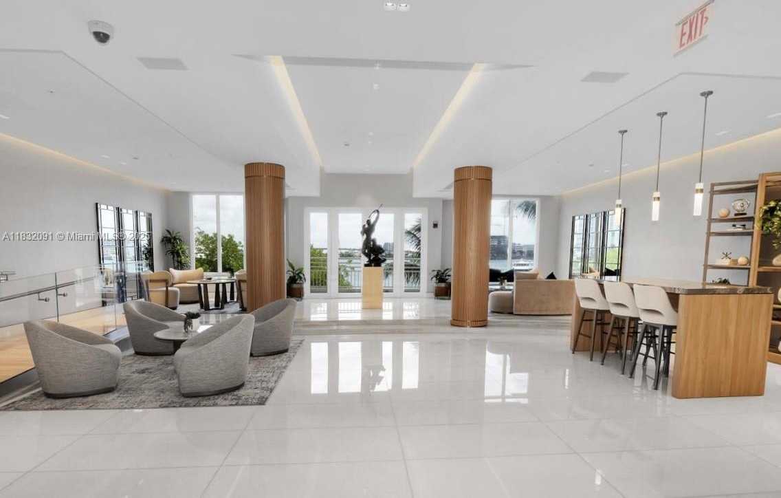 Small Image of 888 BRICKELL KEY DR #607, Miami Number 5