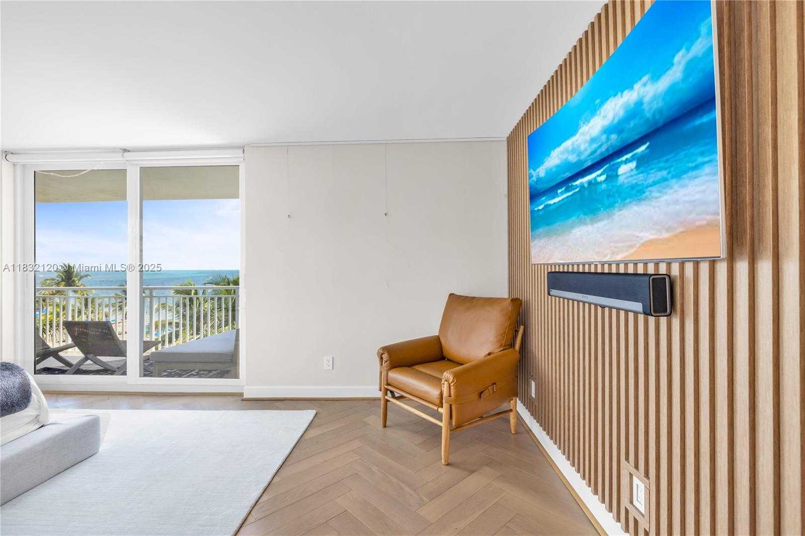 Small Image of 615 OCEAN DR #6A, Key Biscayne Number 10