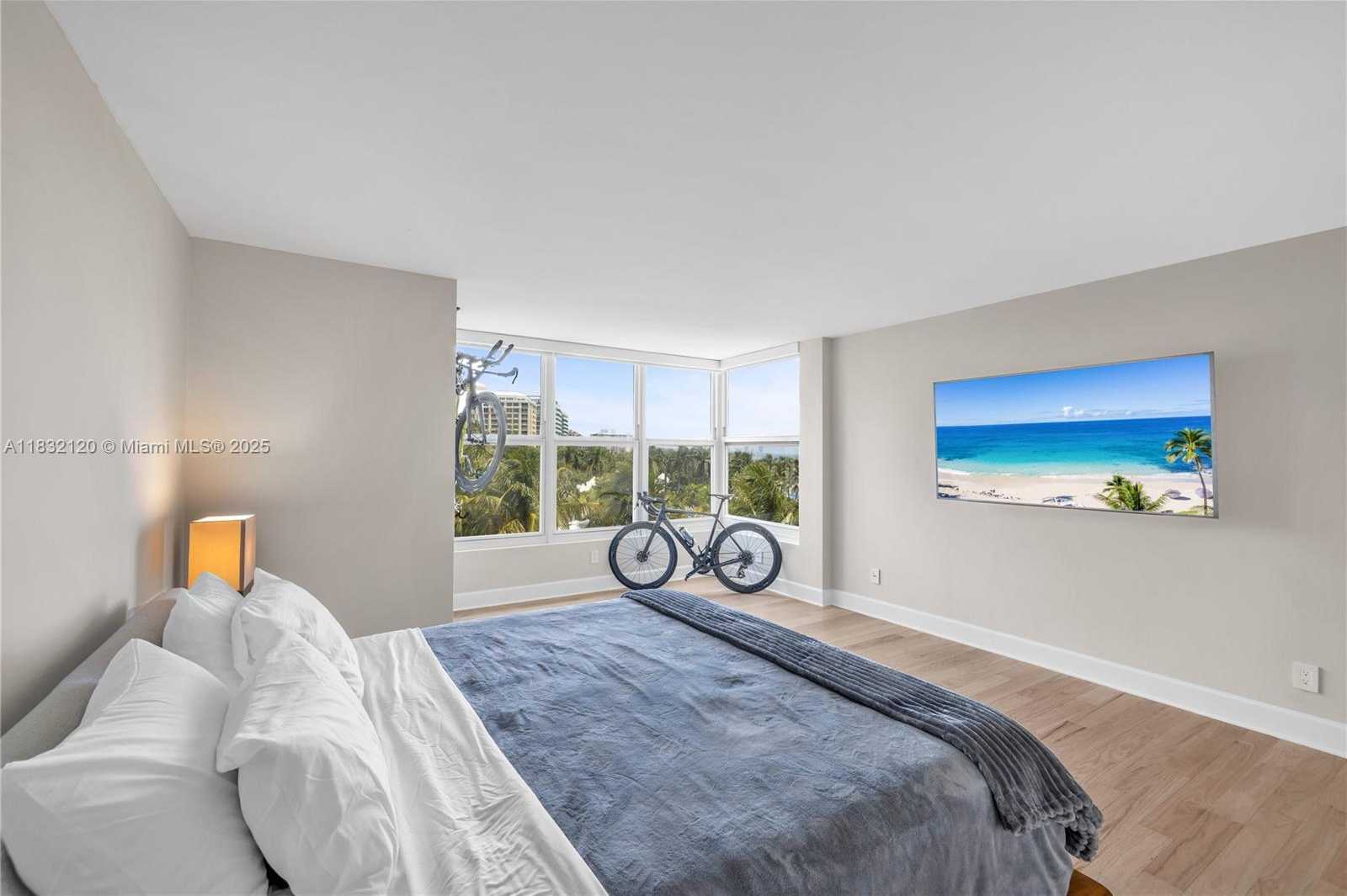 Small Image of 615 OCEAN DR #6A, Key Biscayne Number 16