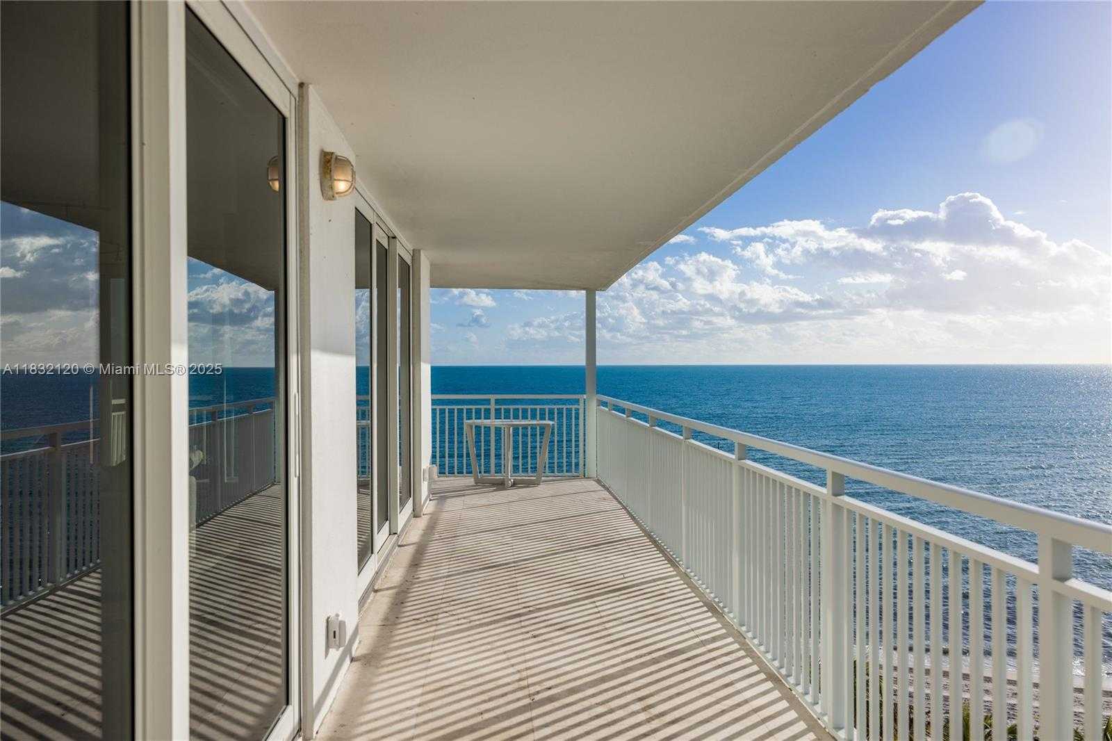 Small Image of 615 OCEAN DR #6A, Key Biscayne Number 26