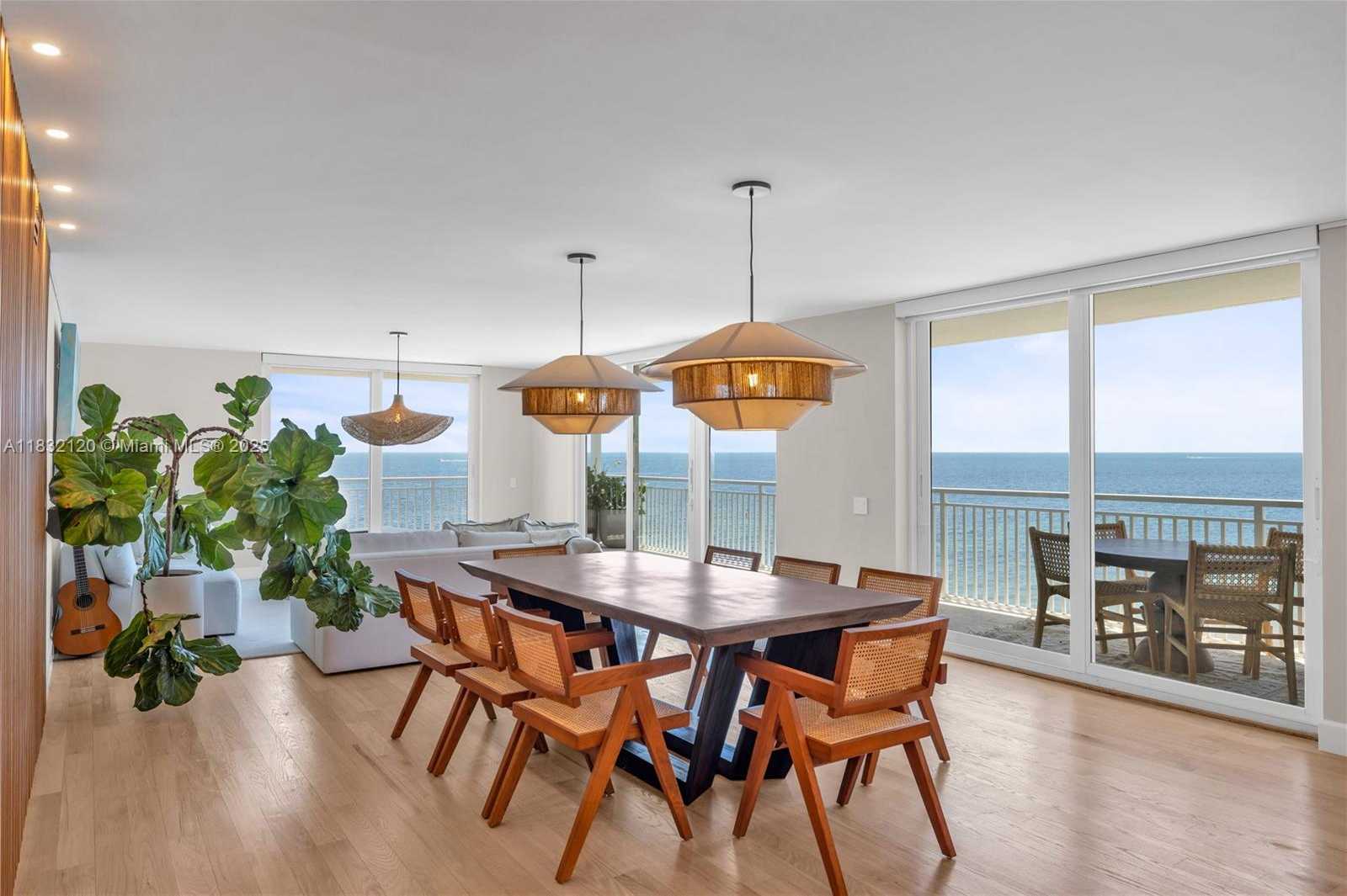 Small Image of 615 OCEAN DR #6A, Key Biscayne Number 3