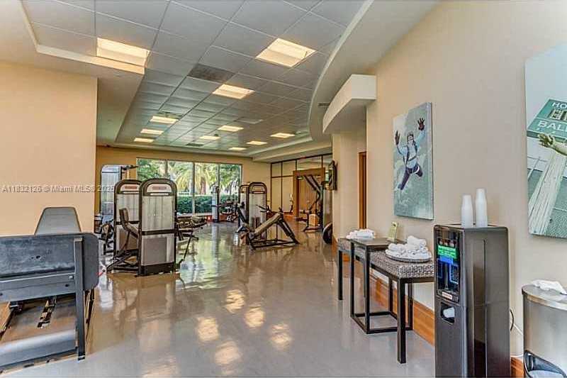 Small Image of 1060 BRICKELL AVE #1815, Miami Number 19