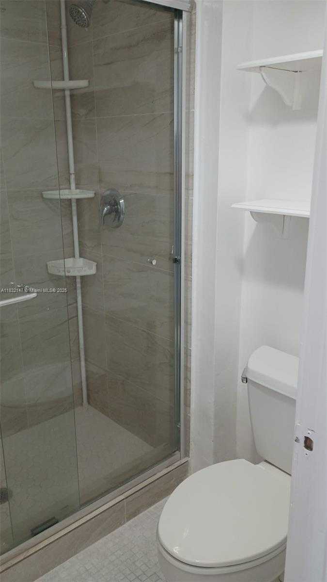 Small Image of 3731 NORTH COUNTRY CLUB DR #321, Aventura Number 23