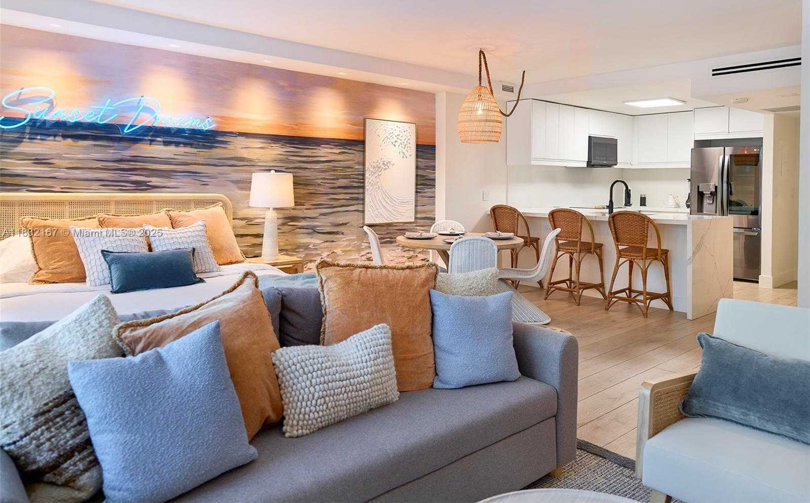 Small Image of 2301 COLLINS AVE #329, Miami Beach Number 14