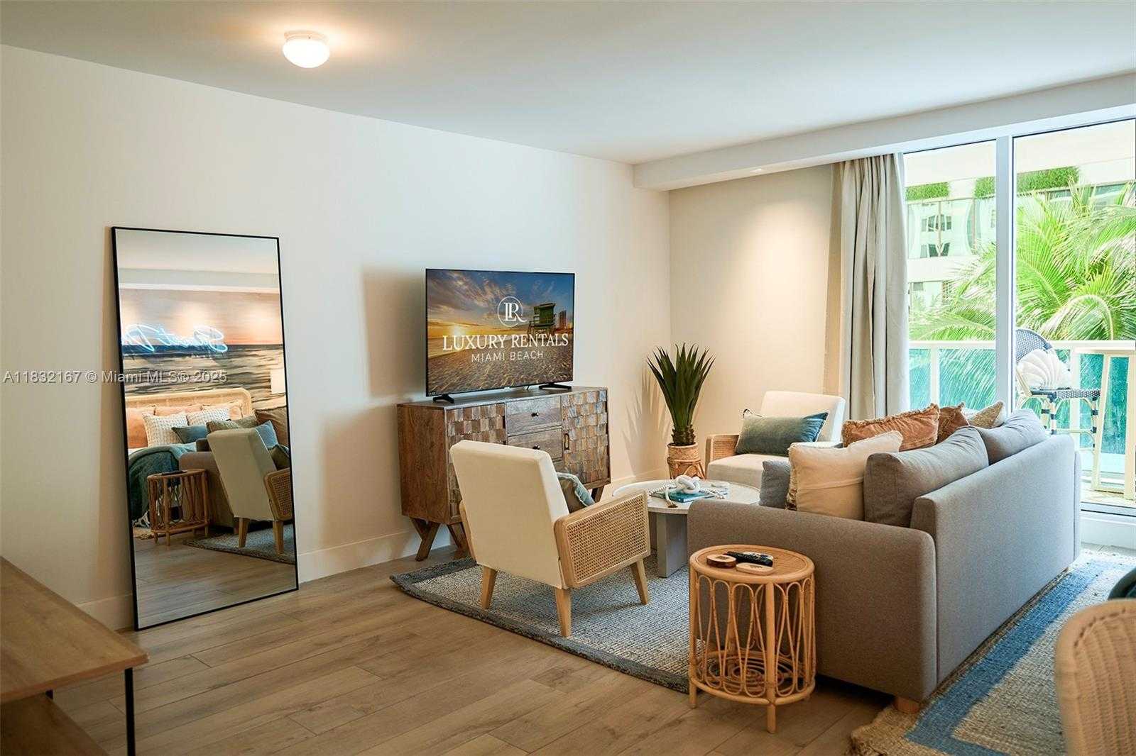 Small Image of 2301 COLLINS AVE #329, Miami Beach Number 9