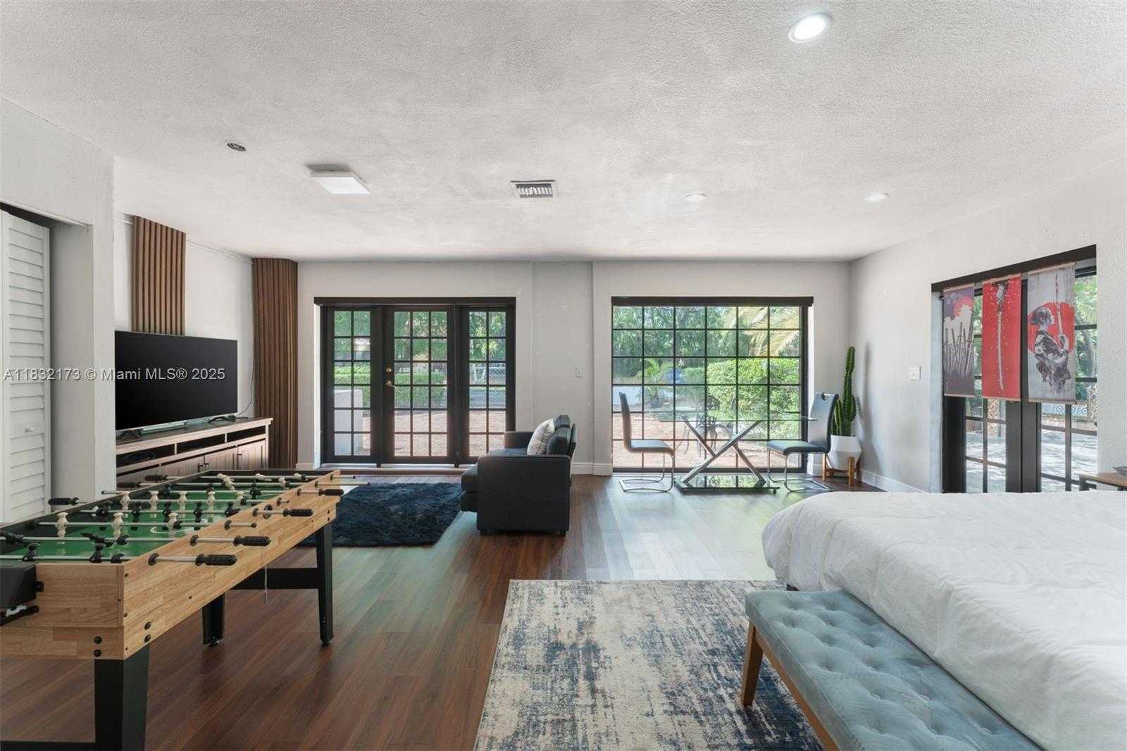 Small Image of 1624 GRANADA BLVD, Coral Gables Number 17