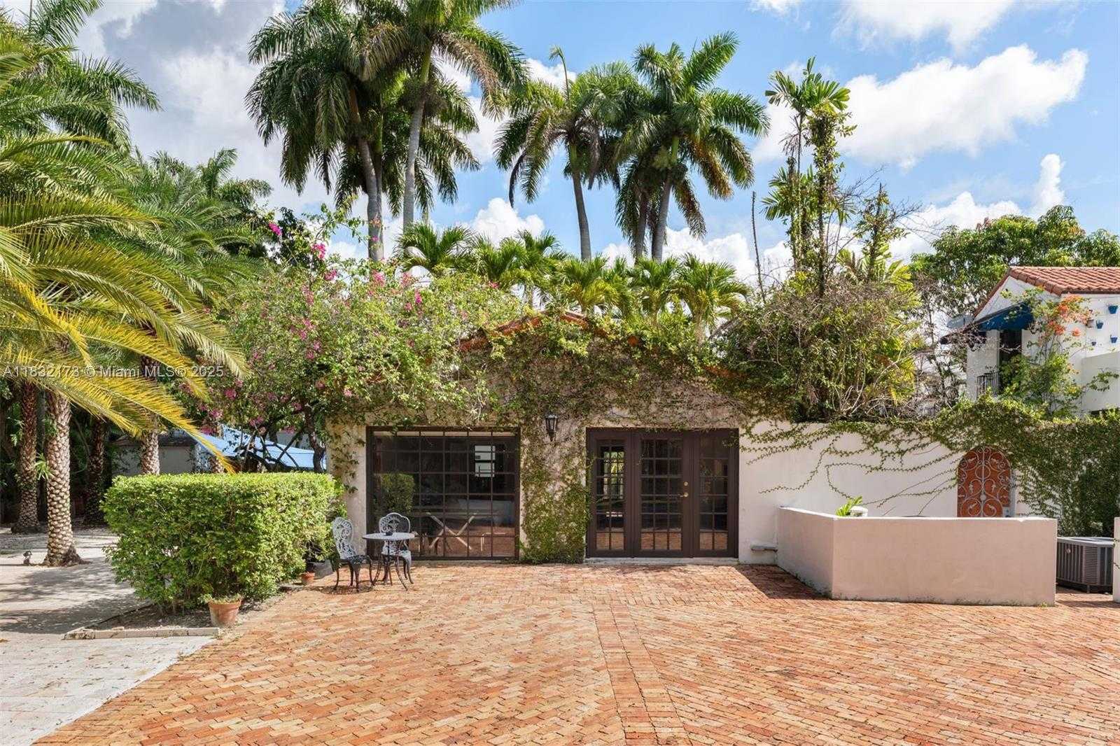 Small Image of 1624 GRANADA BLVD, Coral Gables Number 56