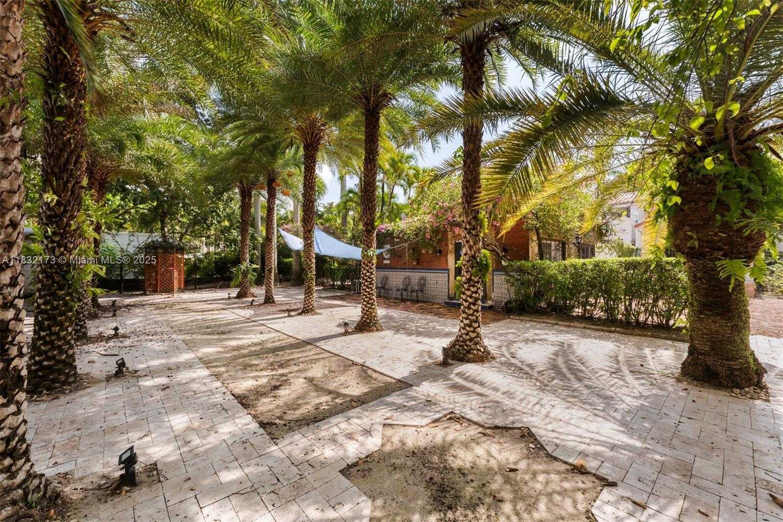 Small Image of 1624 GRANADA BLVD, Coral Gables Number 59