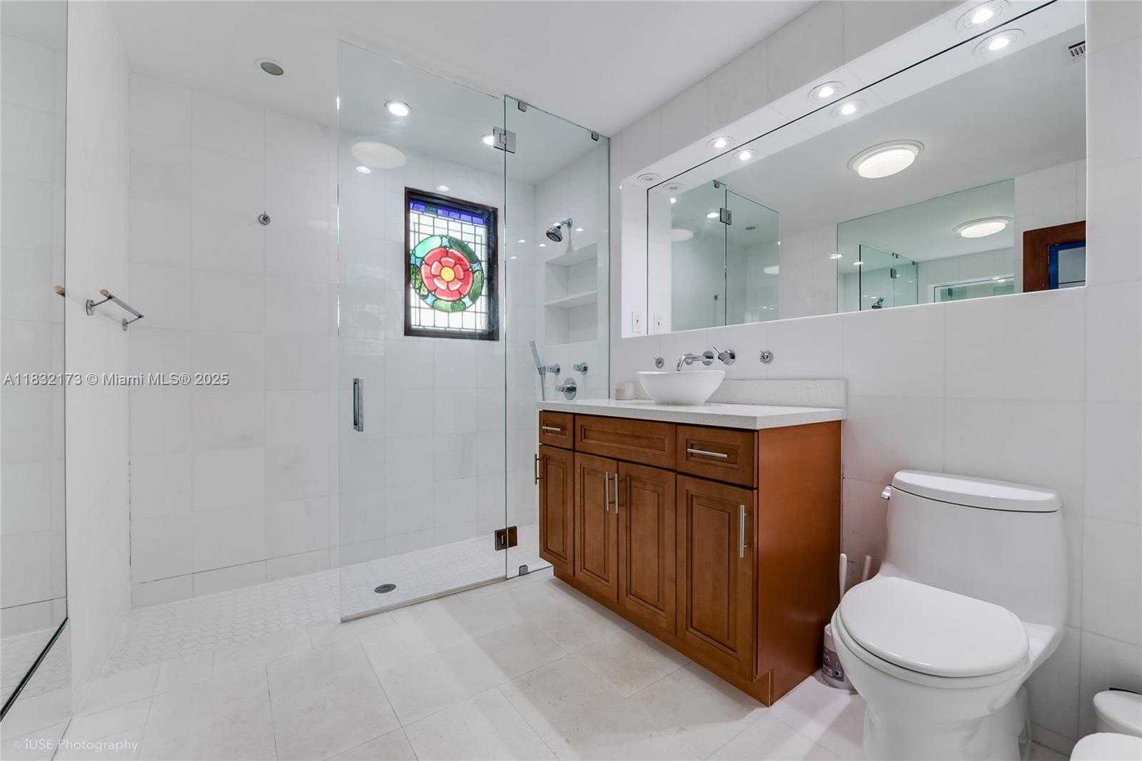 Small Image of 1624 GRANADA BLVD, Coral Gables Number 7