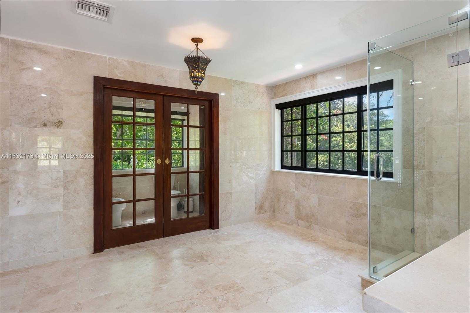 Small Image of 1624 GRANADA BLVD, Coral Gables Number 77