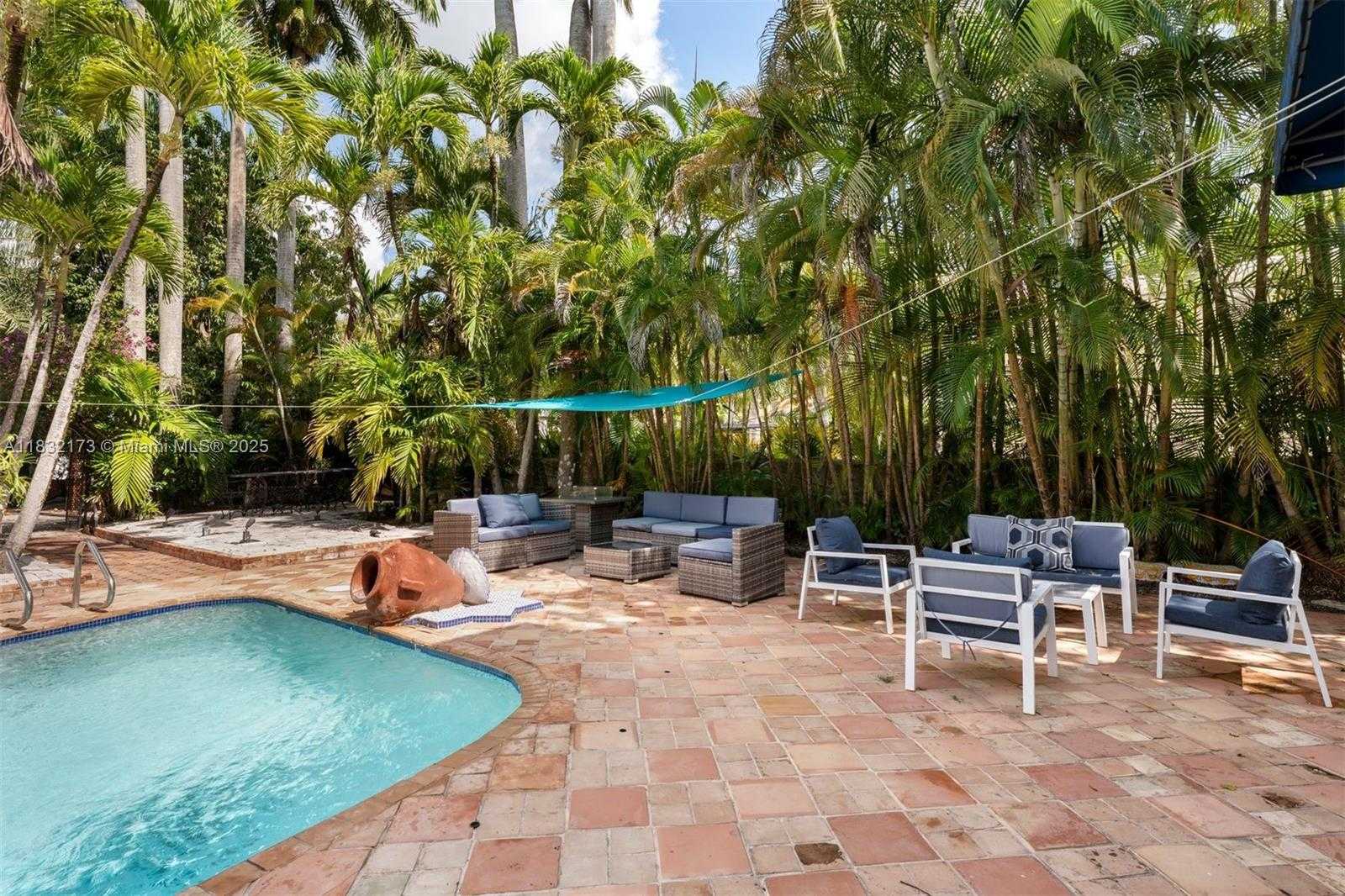 Small Image of 1624 GRANADA BLVD, Coral Gables Number 81