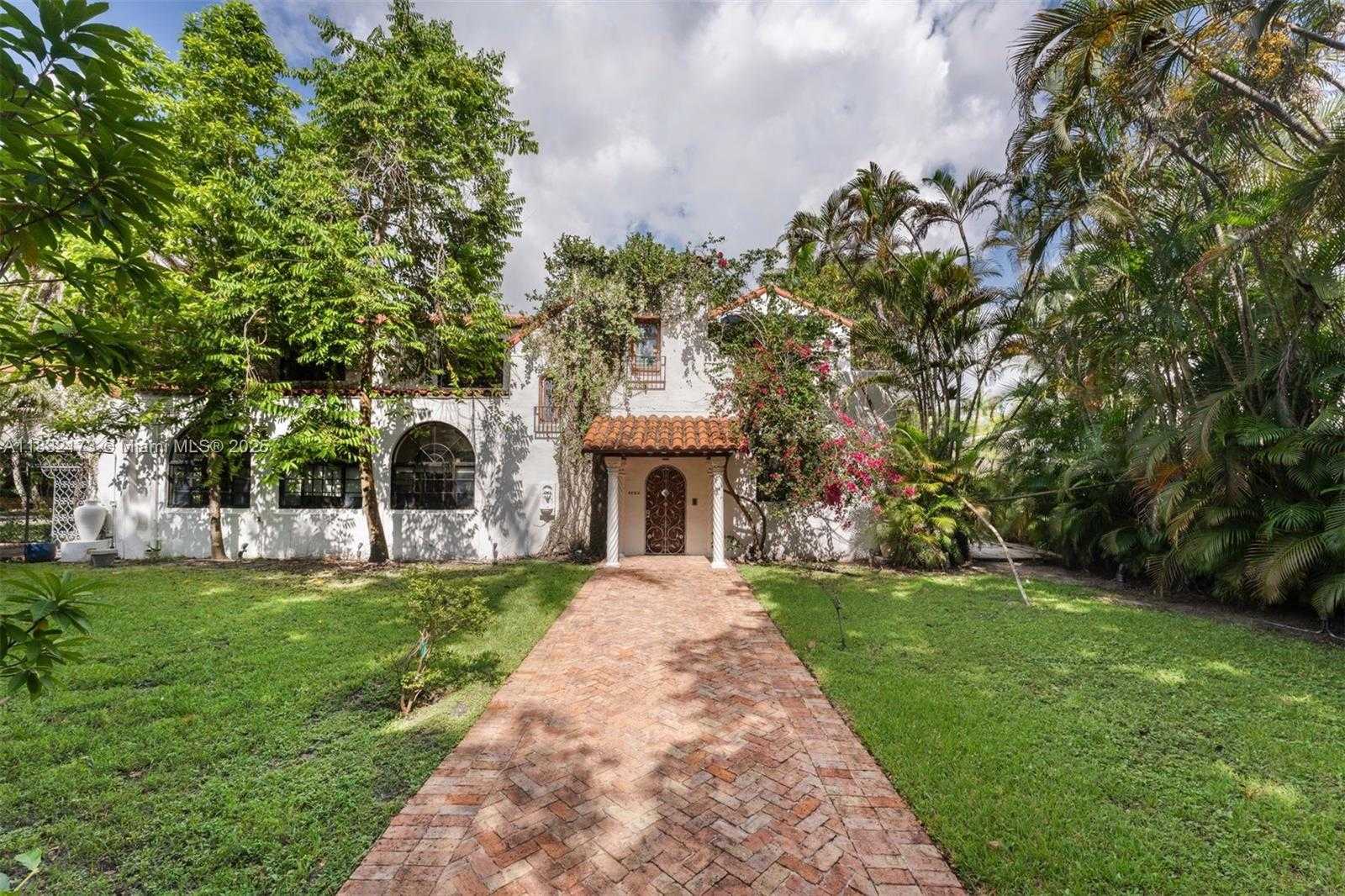 Small Image of 1624 GRANADA BLVD, Coral Gables Number 83