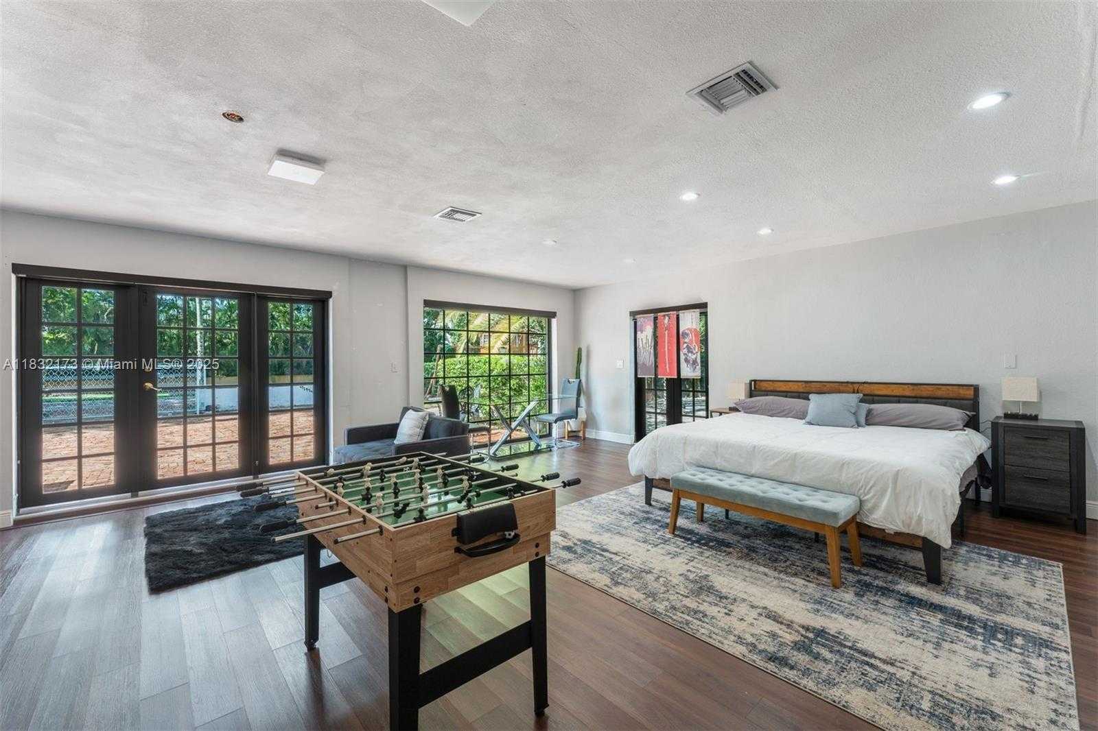 Small Image of 1624 GRANADA BLVD, Coral Gables Number 98
