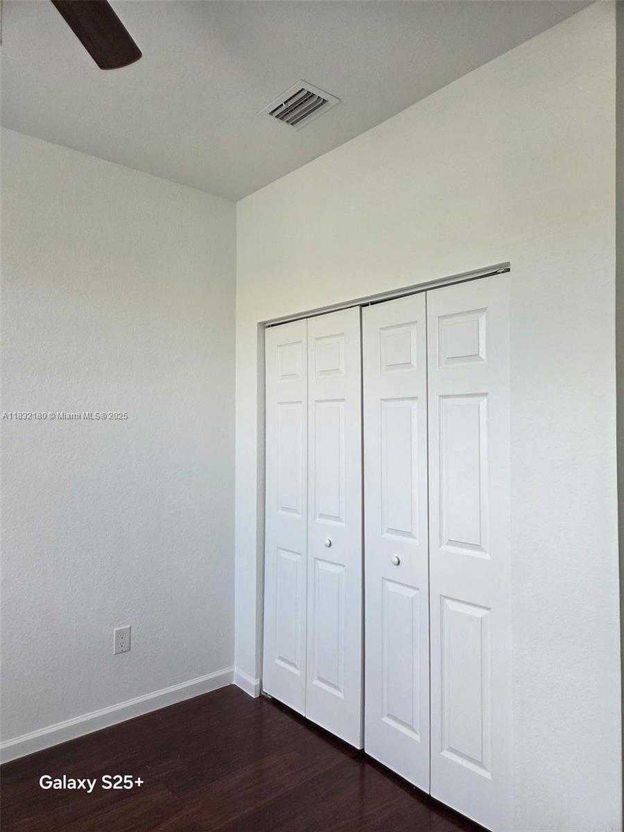 Small Image of 1830 SOUTH OCEAN DR #1409, Hallandale Beach Number 10