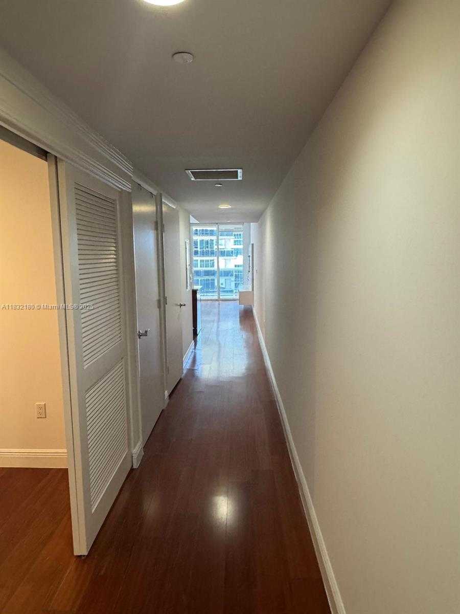 Small Image of 1830 SOUTH OCEAN DR #1409, Hallandale Beach Number 8