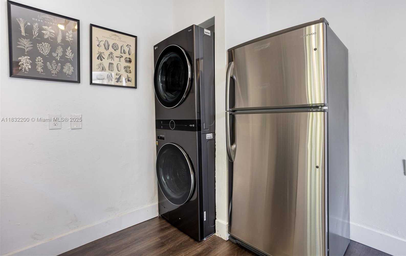Small Image of 1150 8TH ST #3, Miami Beach Number 19