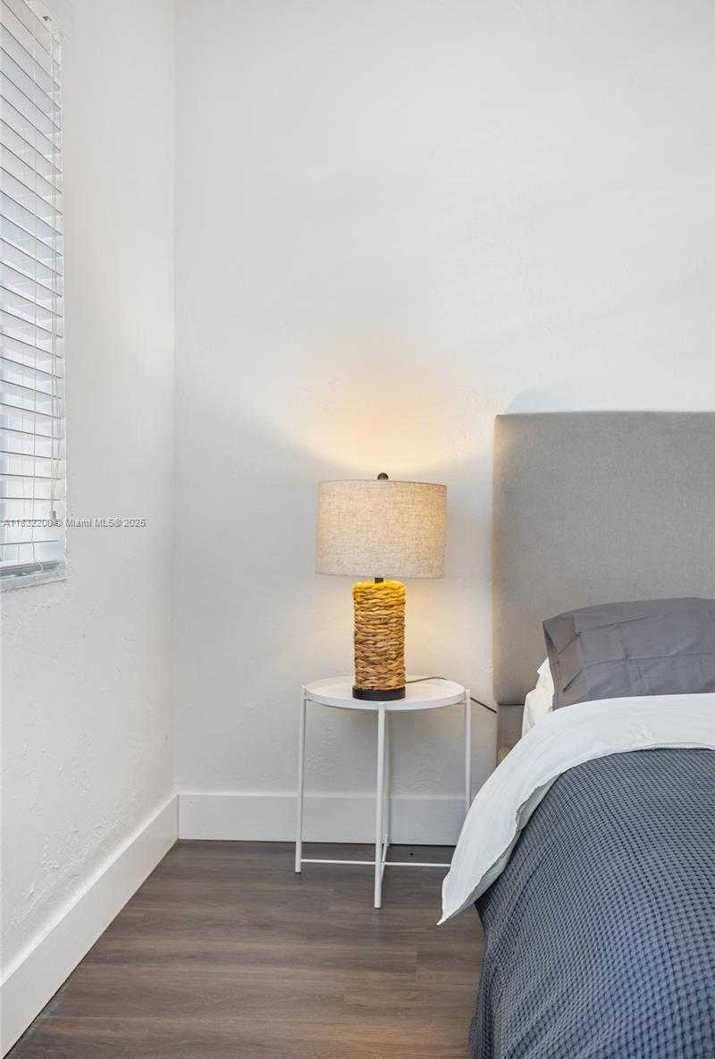 Small Image of 1150 8TH ST #3, Miami Beach Number 24