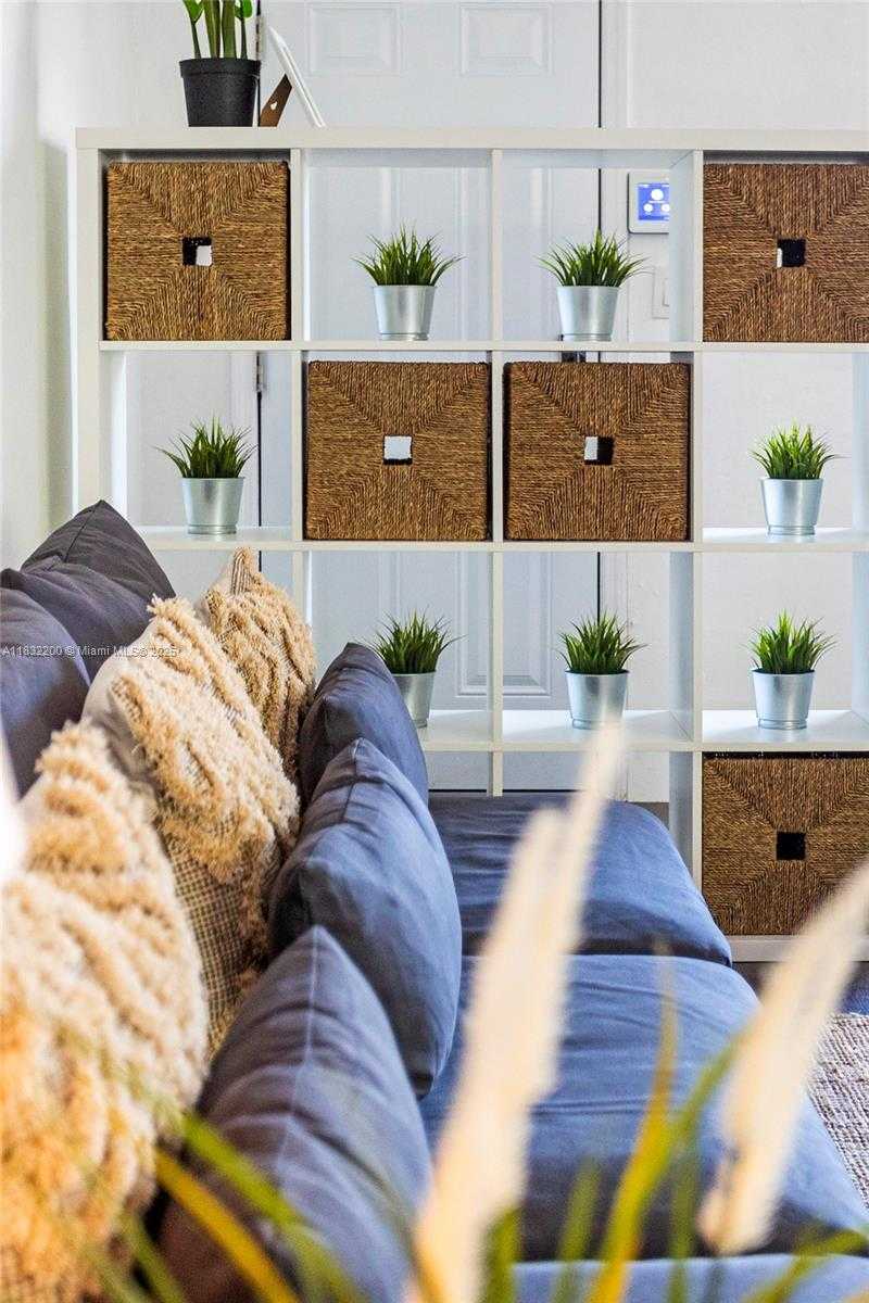 Small Image of 1150 8TH ST #3, Miami Beach Number 4