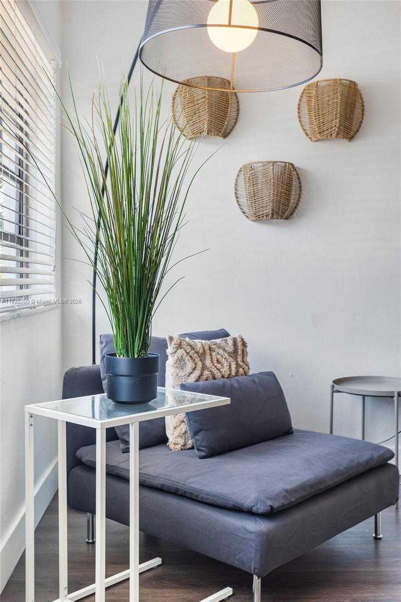 Small Image of 1150 8TH ST #3, Miami Beach Number 9