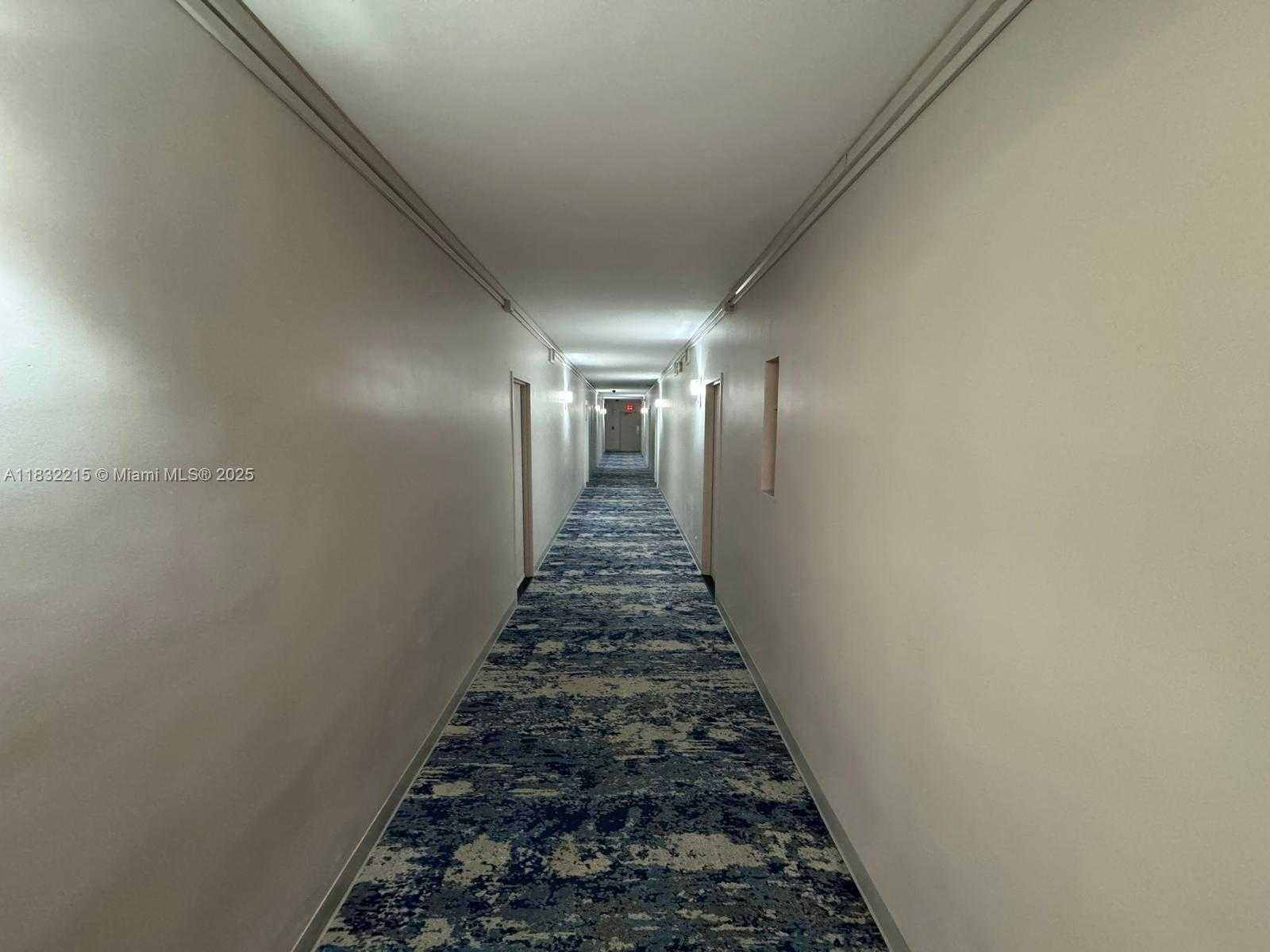 Small Image of 4747 COLLINS AVE #502, Miami Beach Number 10