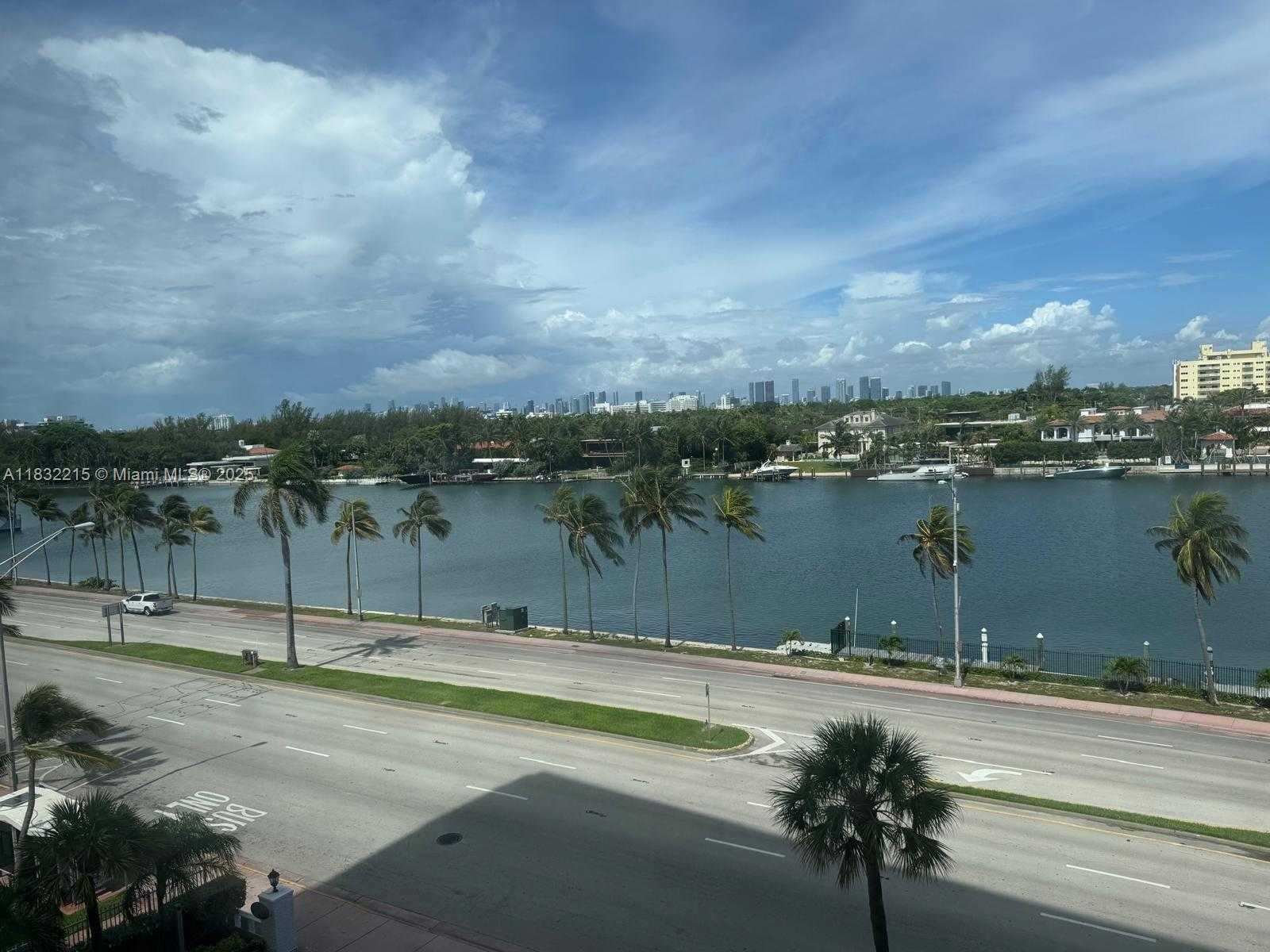 Small Image of 4747 COLLINS AVE #502, Miami Beach Number 12