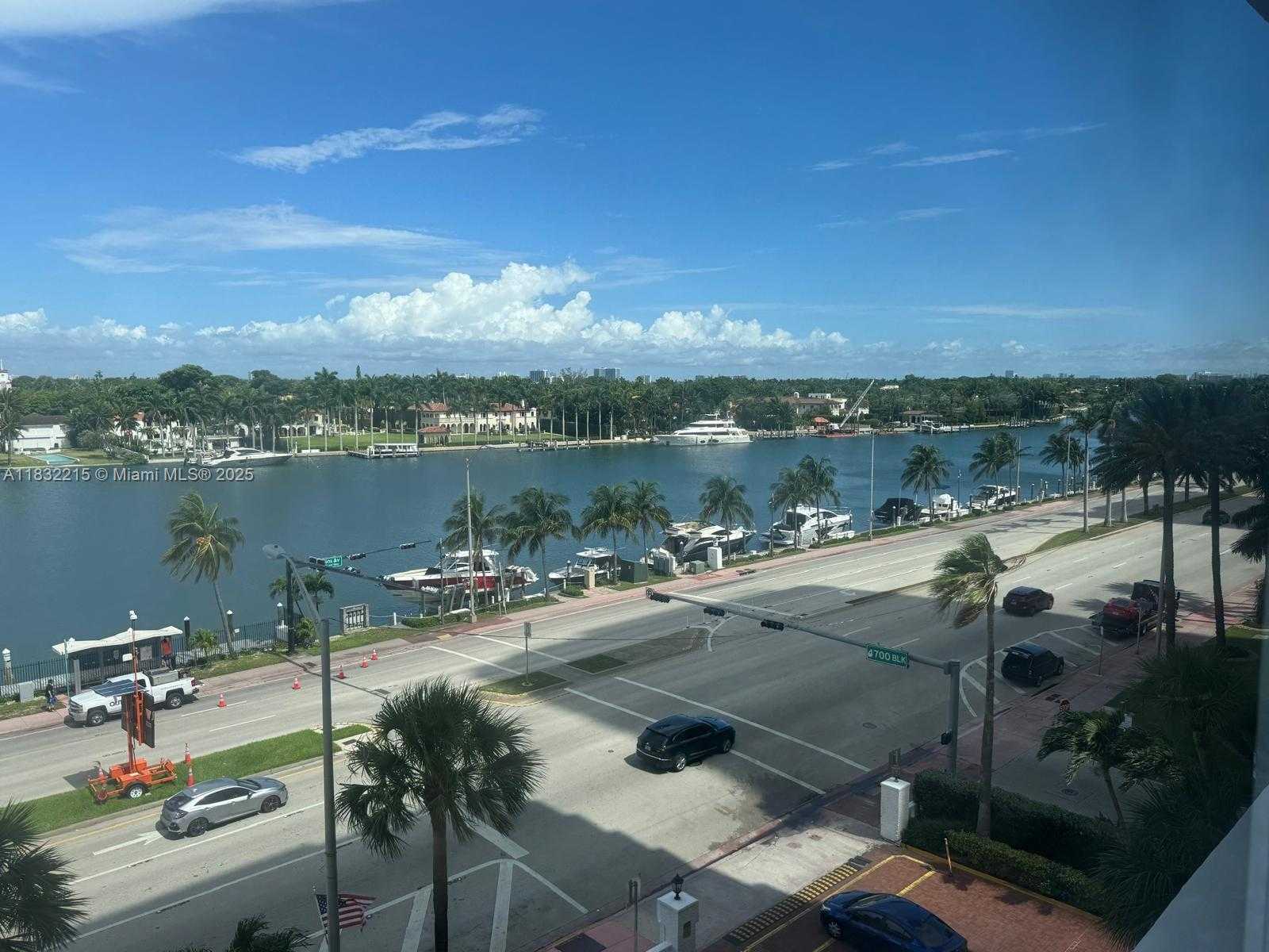 Small Image of 4747 COLLINS AVE #502, Miami Beach Number 13