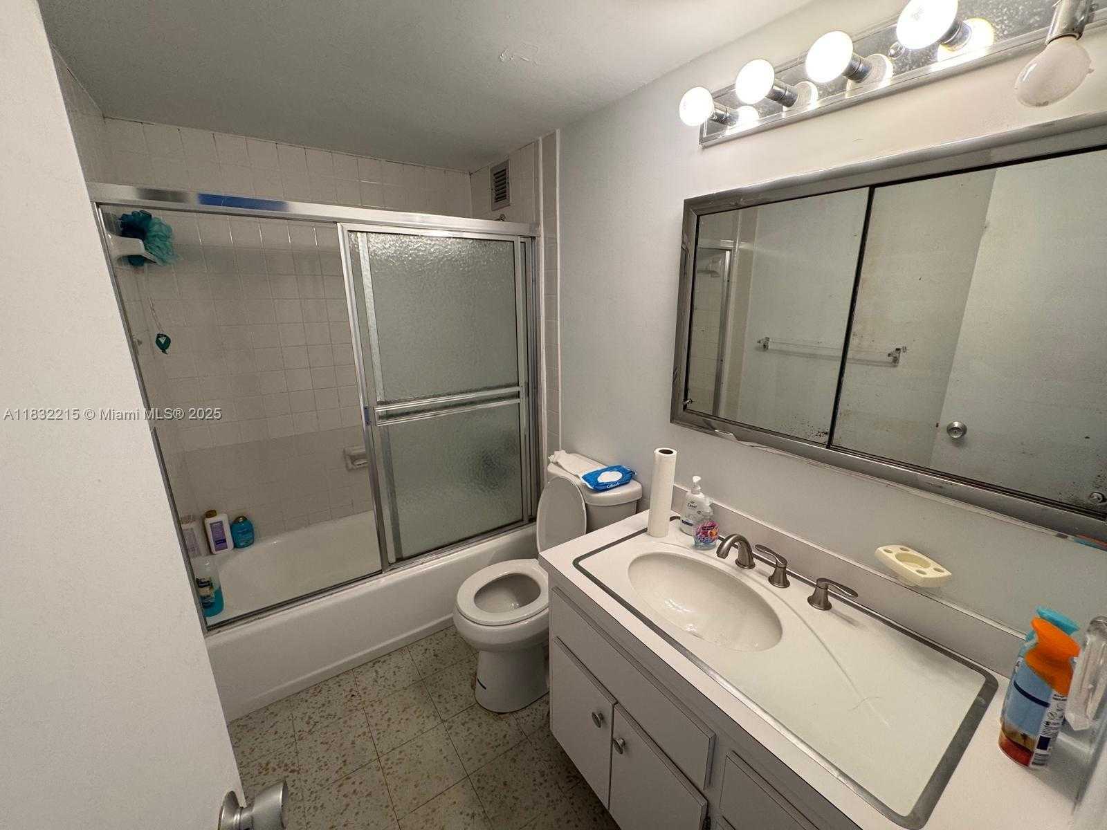 Small Image of 4747 COLLINS AVE #502, Miami Beach Number 19