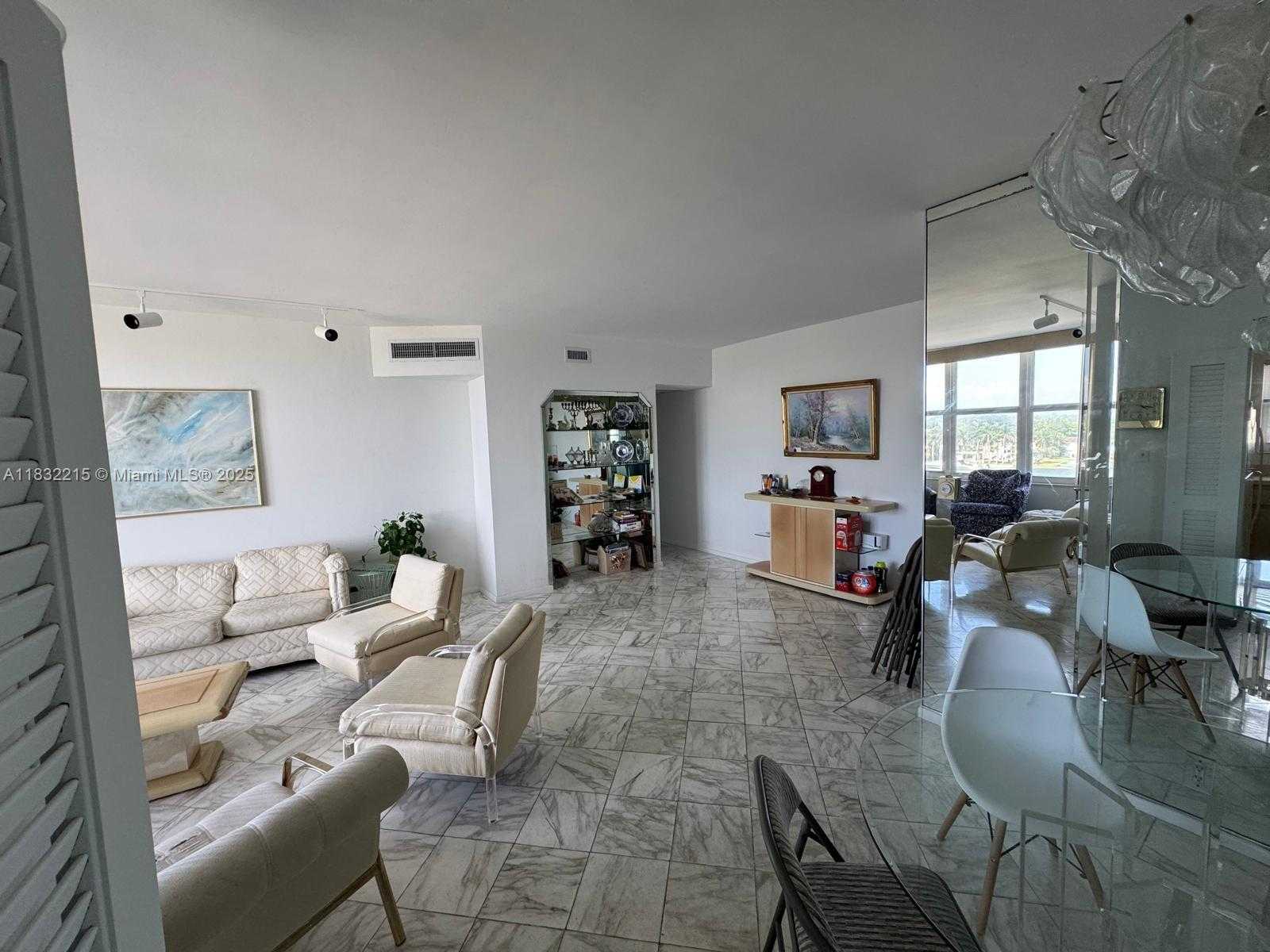 Small Image of 4747 COLLINS AVE #502, Miami Beach Number 22