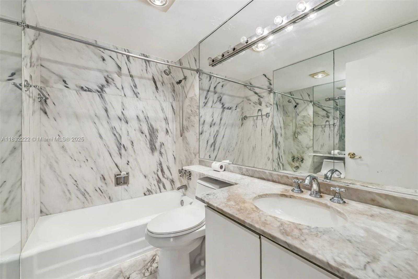 Small Image of 1408 BRICKELL BAY DR #1114, Miami Number 15